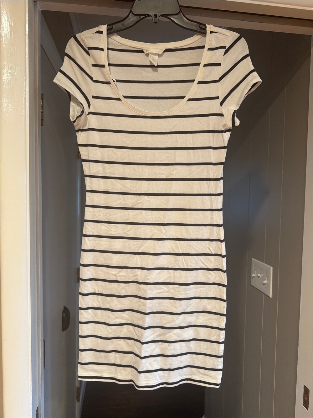 H&M Black and White Striped Scoop Neck Tee